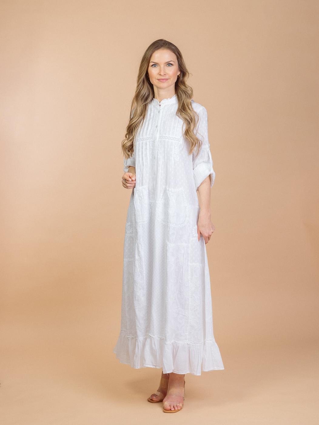 Платье (хлопок) с вышивкой