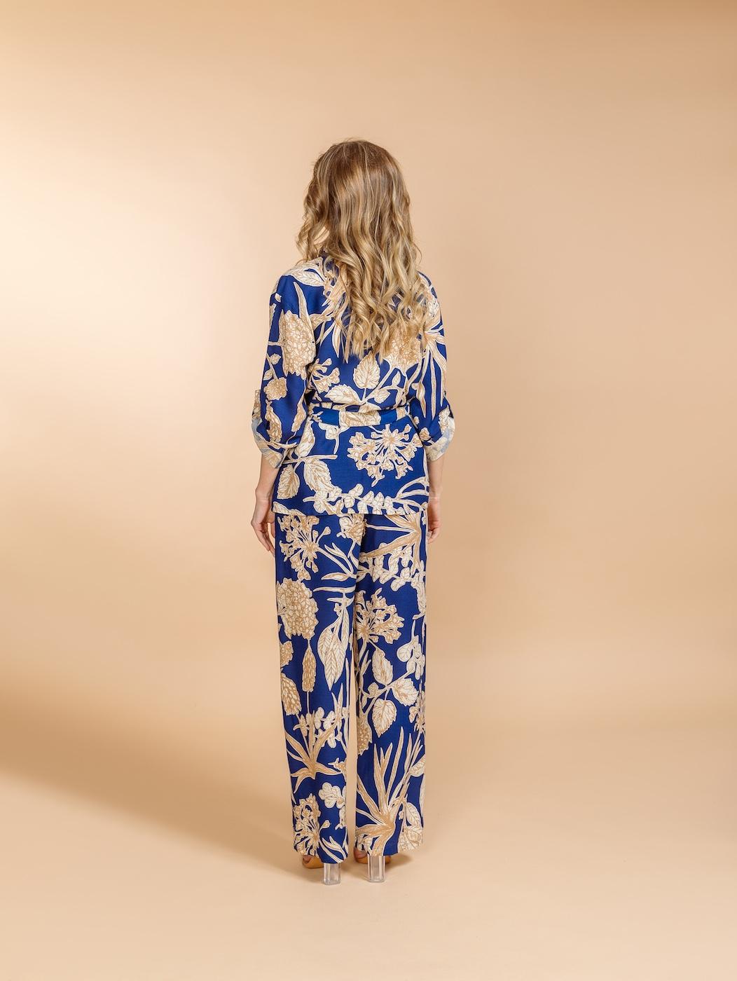 Брючный костюм (вискоза)