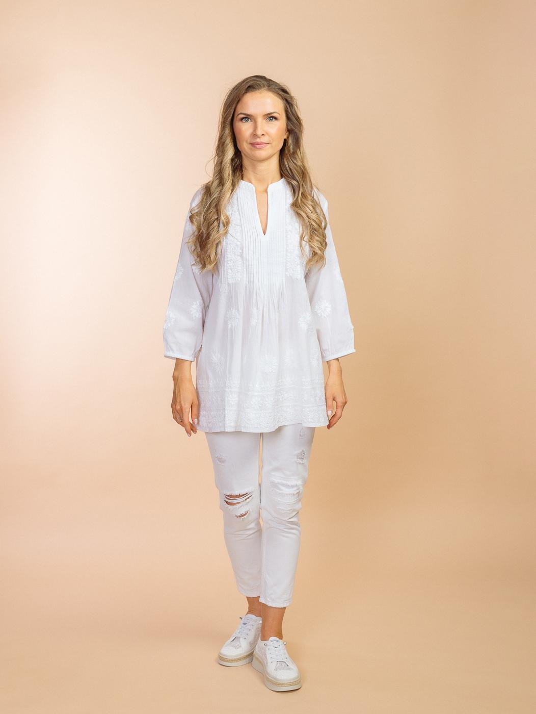 Блузка (хлопок) с вышивкой